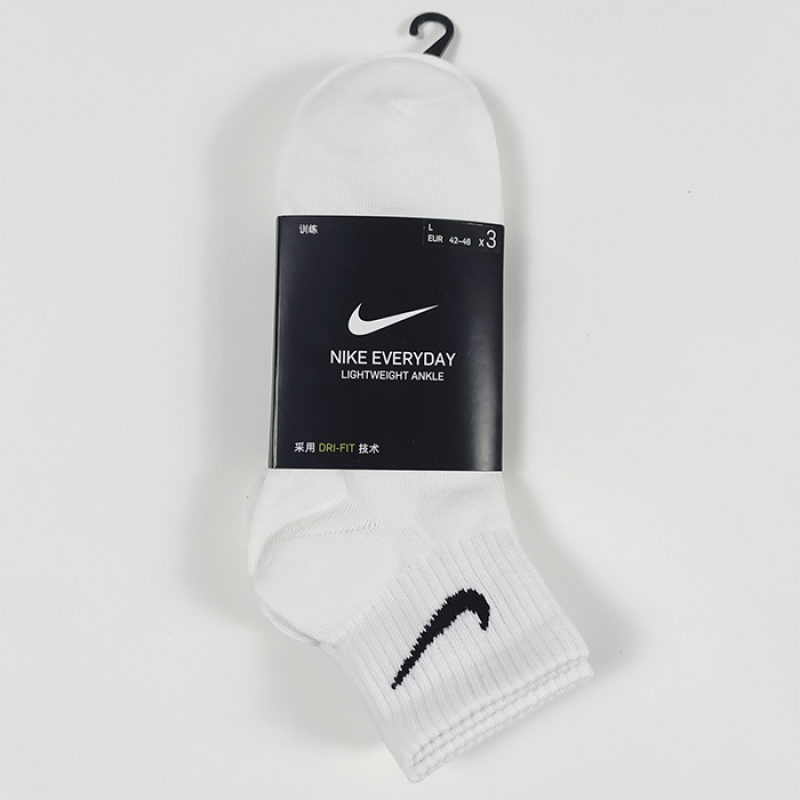 Середні шкарпетки Nike Everyday Lightweight Ankle