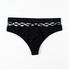 Ажурна чорна білизна