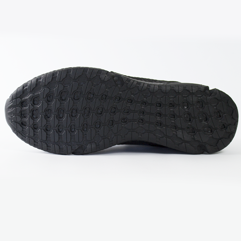 Чорні кросівки HighWay