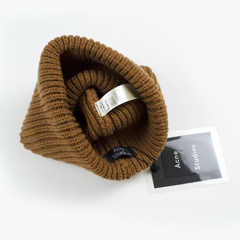 Шапка Acne Studios