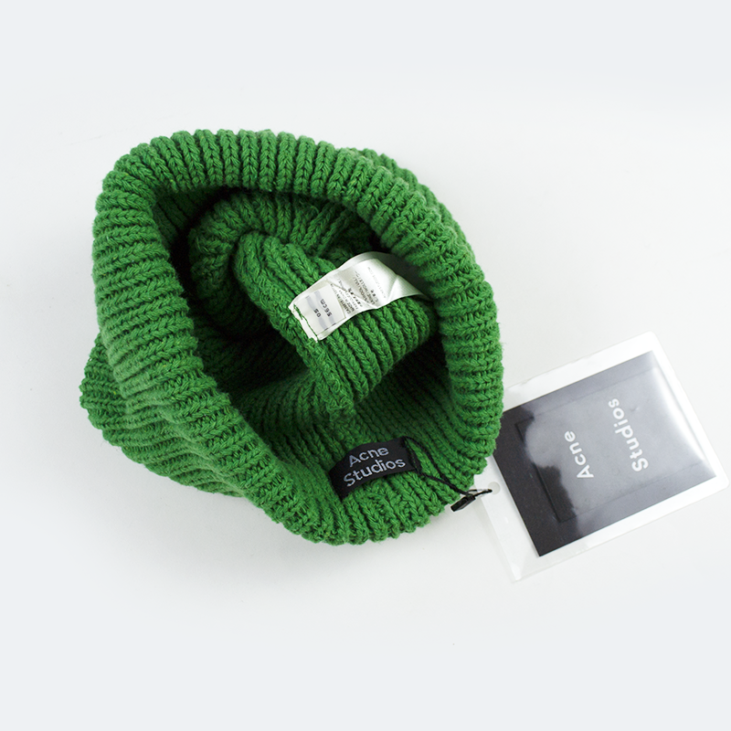 Шапка Acne Studios