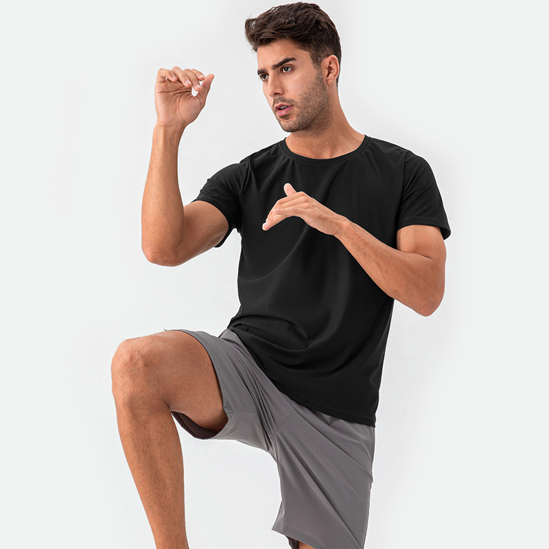 Спортивна футболка HighWay чорна