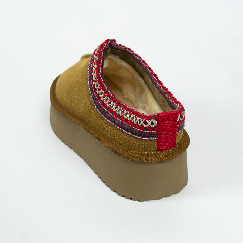 Сноубутси короткі жіночі зимові